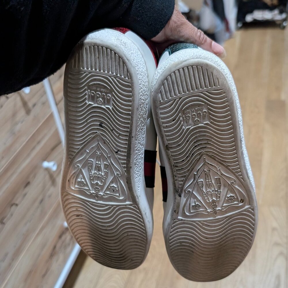 Gucci New Ace Sneaker (Women) Size: 9.5US/39.5EU (Pre-worn) - Picture 12 of 14